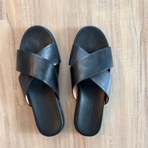 Women’s Madewell sandals.